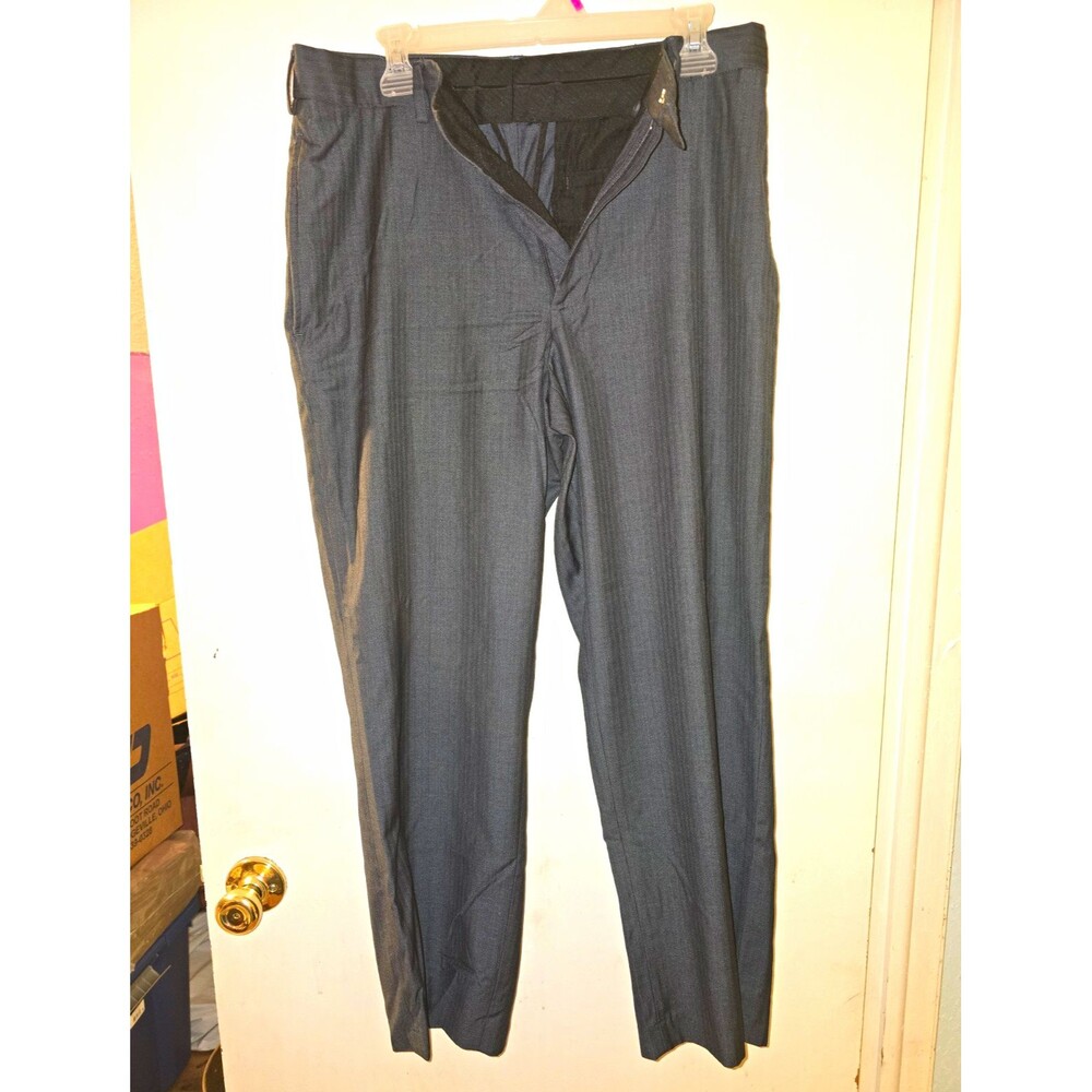 Van Heusen Men’s Gray Dress Pants Pleated Straight Leg Twill Pockets 32x29